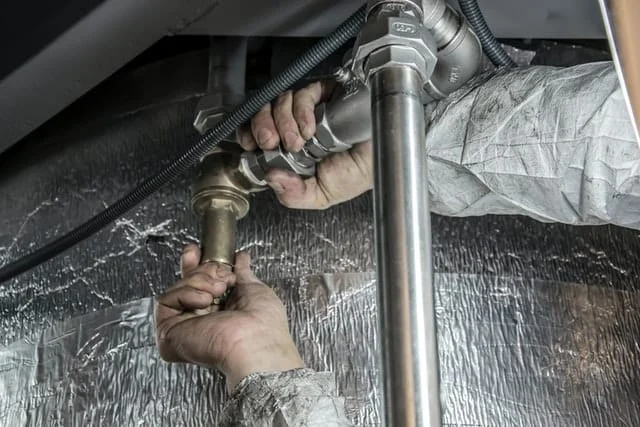 workers compensation insurance for plumbing contractors